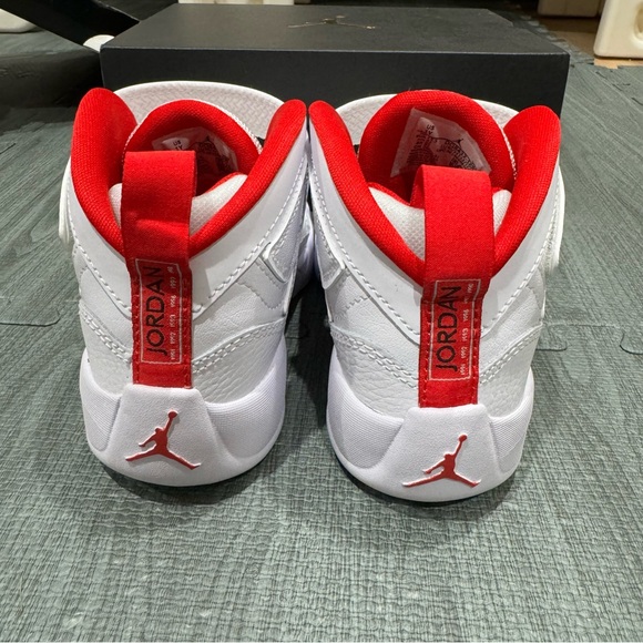 Jordan PS Jumpman Two Trey - Picture 3 of 5